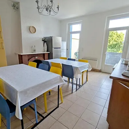 Le Foch, Large In Albi, Ideal For Families *